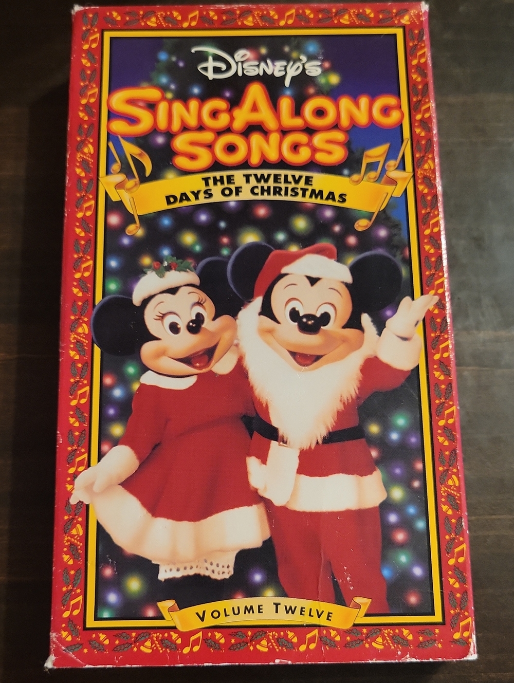 Disney Red, Black and White SingAlong Songs: The Twelve Days of Christmas VHS